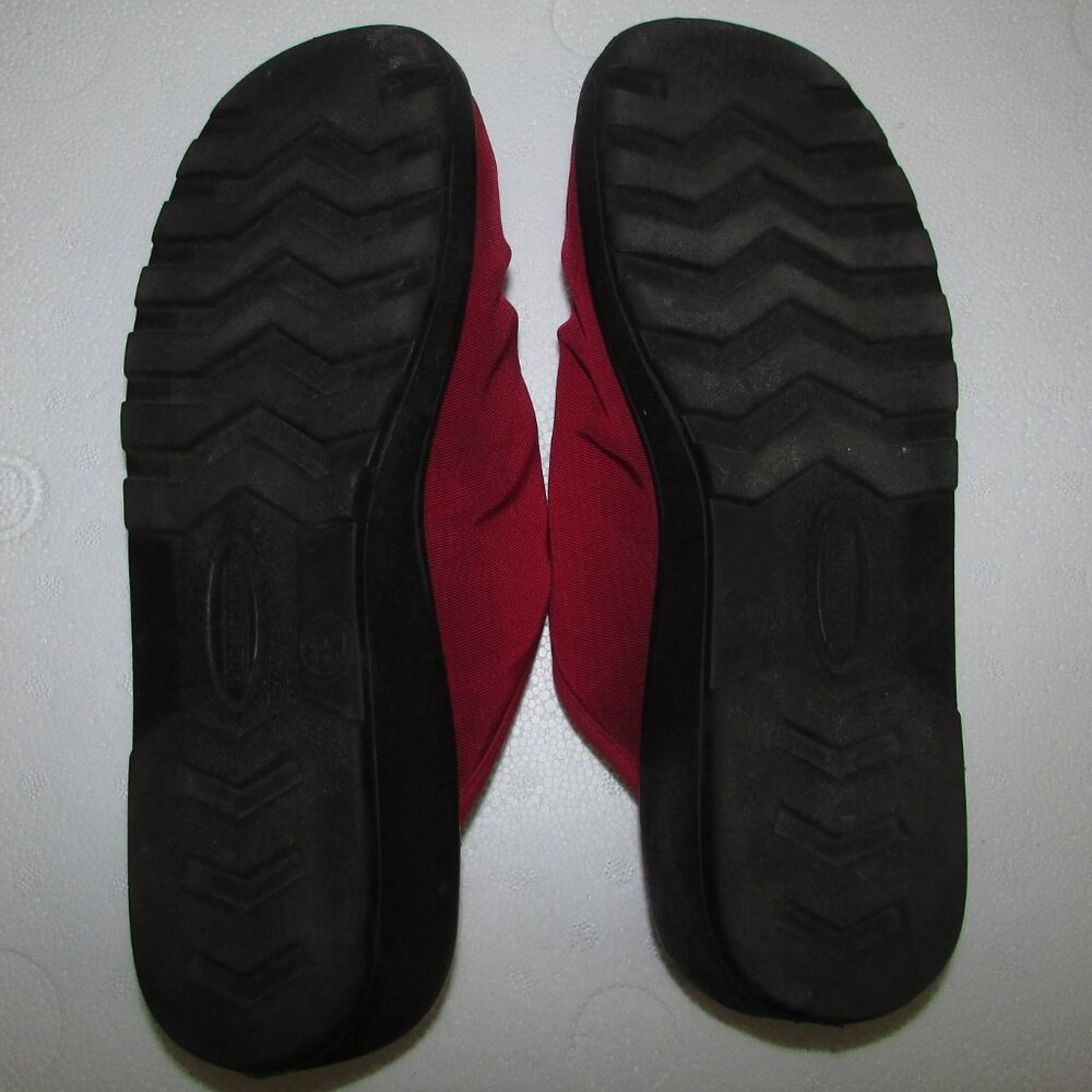Predictions Red Slides Mules - 6.5 - Picture 8 of 8